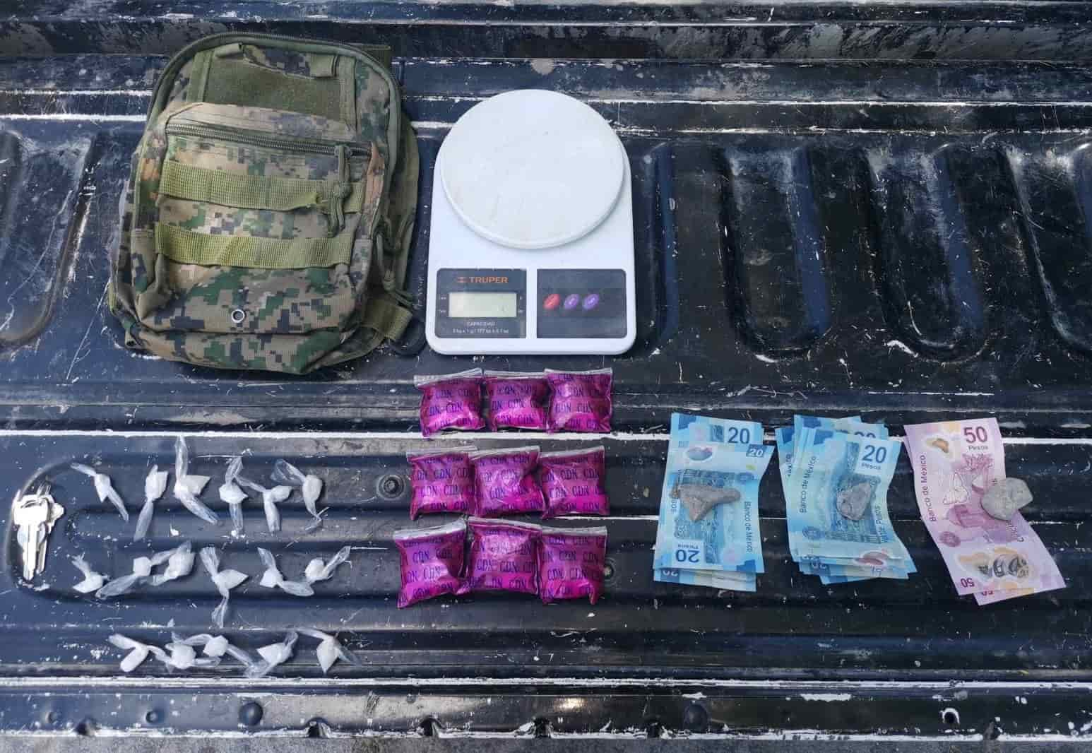 El narcomenudista llevaba diversas dosis de marihuana, además de cristal