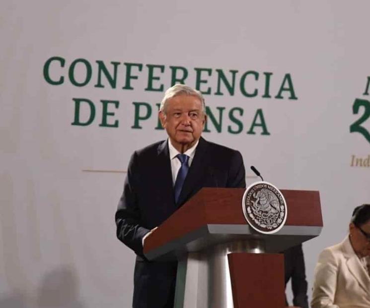 AMLO desayuna con Pietro Parolin del Vaticano AMLO desayuna con Pietro Parolin del Vaticano