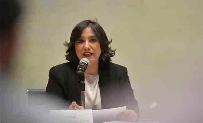 Oposición celebra salida de Irma Eréndira Sandoval en SFP Oposición celebra salida de Irma Eréndira Sandoval en SFP