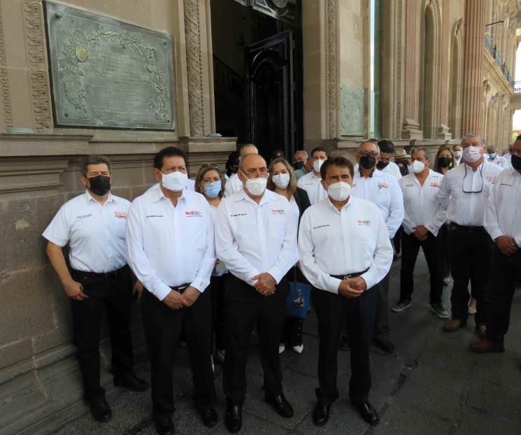 Refrenda SNTE su compromiso de luchar por sus derechos Refrenda SNTE su compromiso de luchar por sus derechos