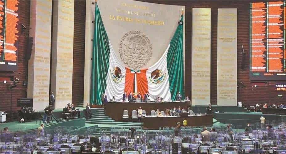 Gastan diputados 200 mdp en bienes y artículos superfluos Gastan diputados 200 mdp en bienes y artículos superfluos