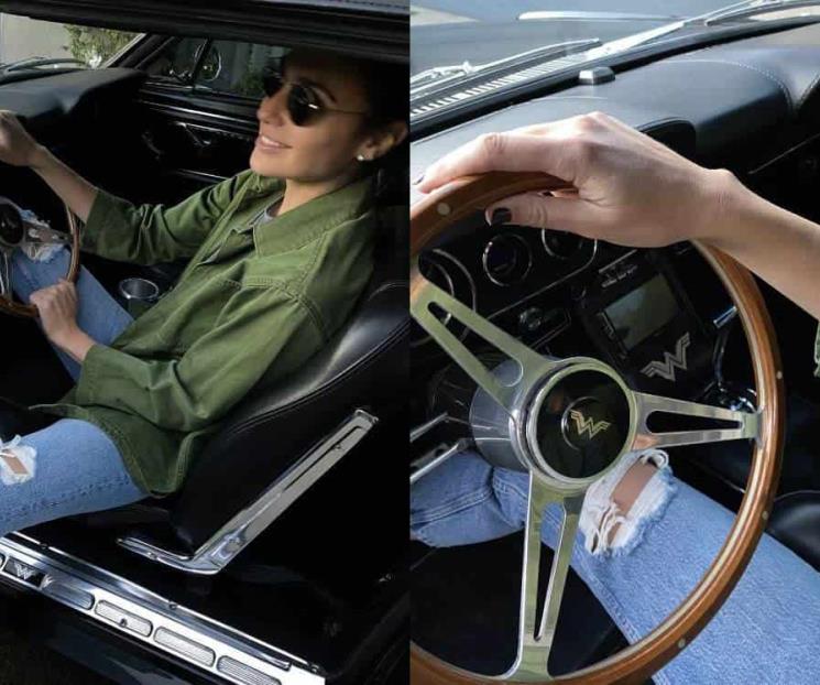 Gal Gadot presume automóvil de Wonder Woman Gal Gadot presume automóvil de Wonder Woman