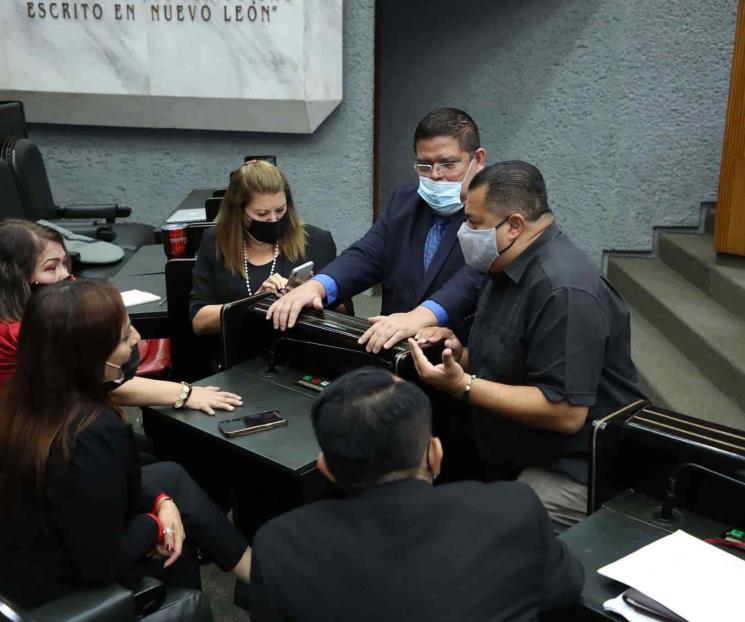 Celebran bancadas retiro de iniciativas para agandalle Celebran bancadas retiro de iniciativas para agandalle