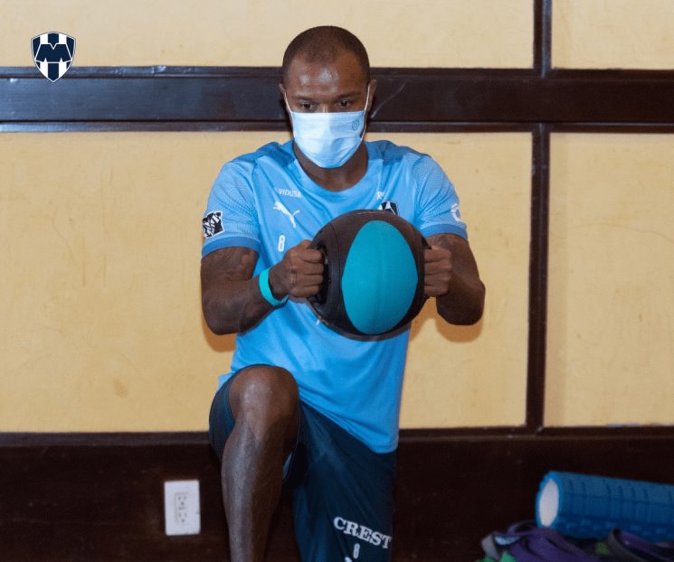 Tienen Rayados segundo día de pretemporada en playa Tienen Rayados segundo día de pretemporada en playa