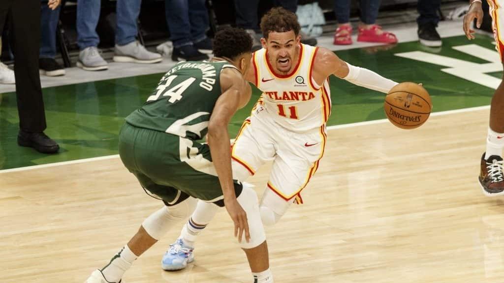 Vienen de atrás los Hawks y se ponen 1-0 sobre Bucks Vienen de atrás los Hawks y se ponen 1-0 sobre Bucks