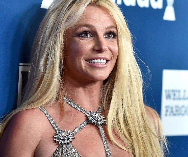 Britney se disculpa con fans por fingir que todo iba bien Britney se disculpa con fans por fingir que todo iba bien