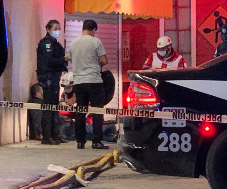 Balean en la cara a gerente de bar Balean en la cara a gerente de bar