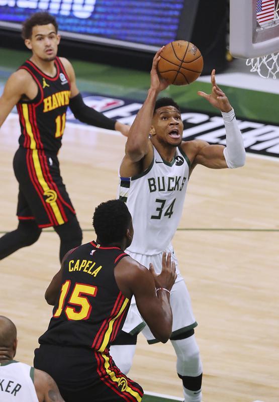 Empatan Bucks la serie Empatan Bucks la serie