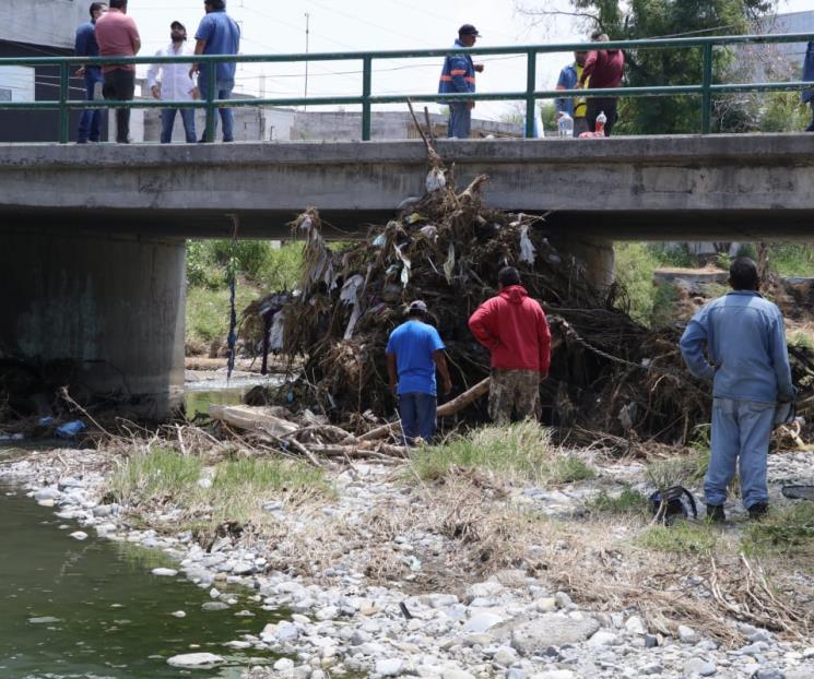 Retiran seis toneladas de basura de Arroyo Las Tinajas Retiran seis toneladas de basura de Arroyo Las Tinajas