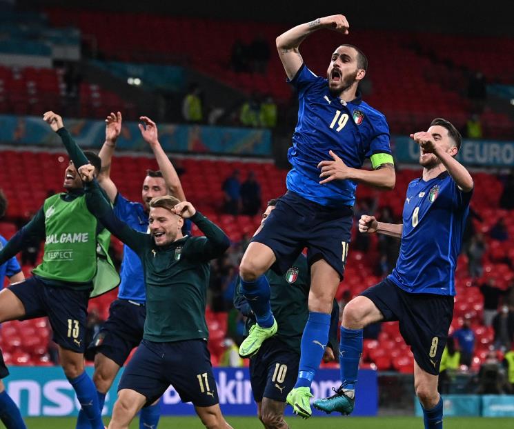 Italia y Dinamarca avanzan en Eurocopa Italia y Dinamarca avanzan en Eurocopa