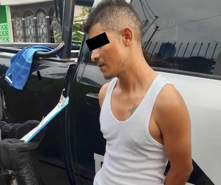 Arrestan a hombre con droga en Col. Cañada Blanca Arrestan a hombre con droga en Col. Cañada Blanca