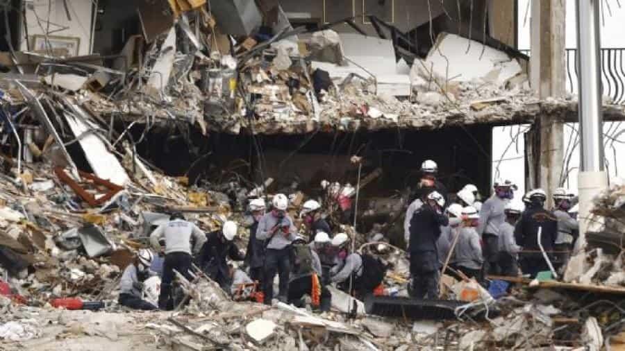 Suman 18 los muertos en Surfside Suman 18 los muertos en Surfside