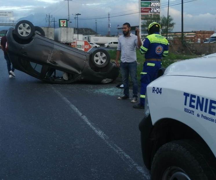 Cae tráiler de puente Cae tráiler de puente