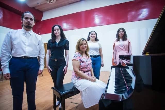 Pianistas de la UANL conquistan el mundo Pianistas de la UANL conquistan el mundo