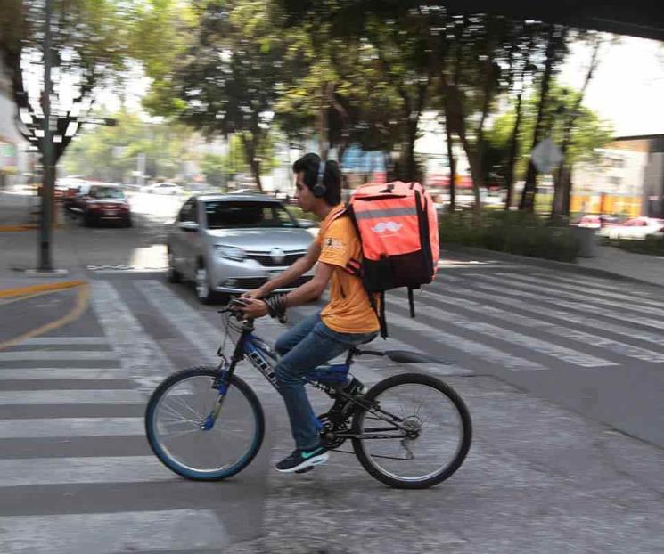 La difícil tarea de ser un repartidor de comida