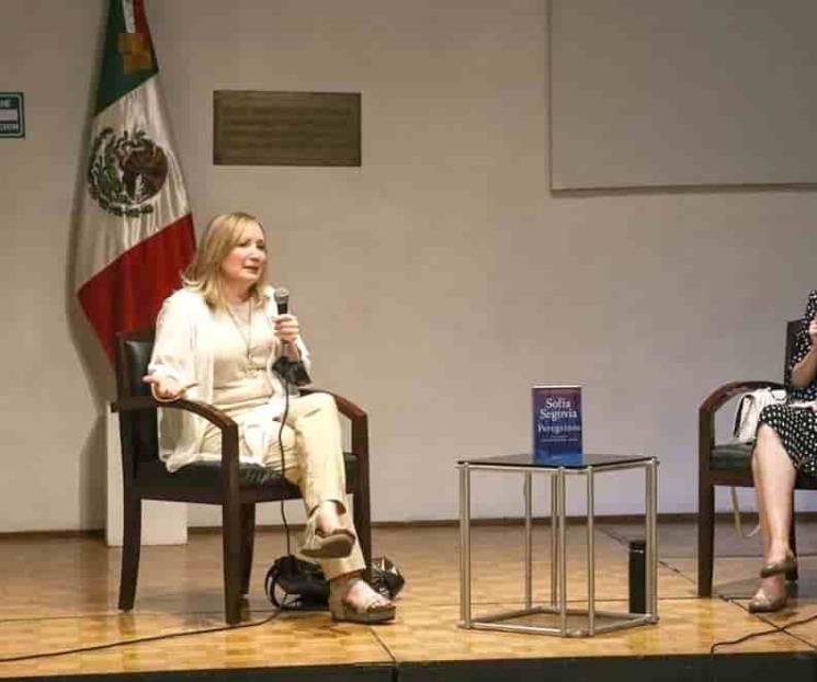 Escribo ese México que a mí me duele: Segovia Escribo ese México que a mí me duele: Segovia