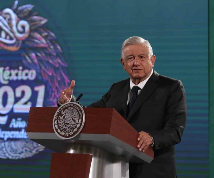 AMLO defiende su encuesta en la que sacó 6.7 AMLO defiende su encuesta en la que sacó 6.7