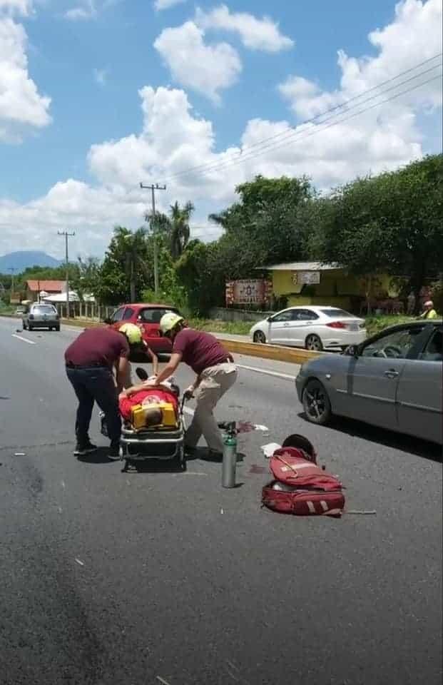 Estrella moto contra camioneta Estrella moto contra camioneta