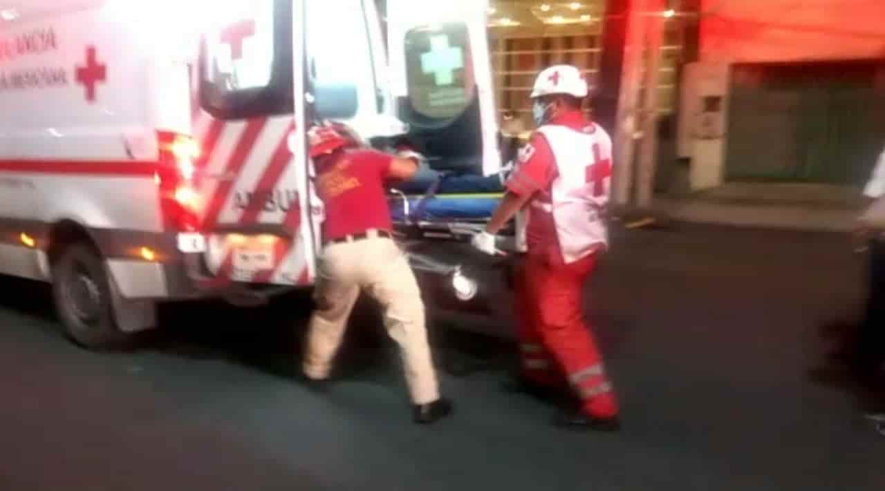 La mujer resultó gravemente lesionada al ser atropellada por un automovilista