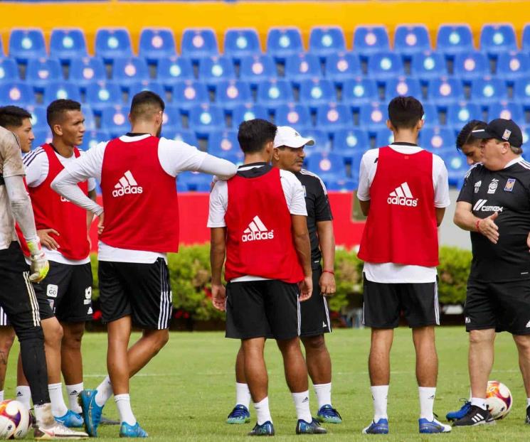 Tienen felinos reto de iniciar torneo con dificultades Tienen felinos reto de iniciar torneo con dificultades