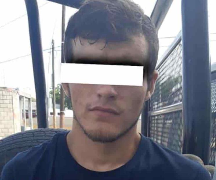 Viaja en moto robada y lo arrestan Viaja en moto robada y lo arrestan