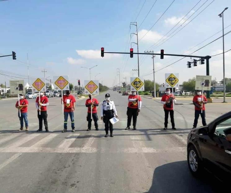 Promueve Escobedo uso del cinturón Promueve Escobedo uso del cinturón