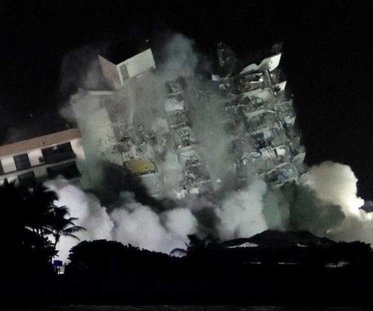 Edificio que colapsó en Miami fue demolido Edificio que colapsó en Miami fue demolido