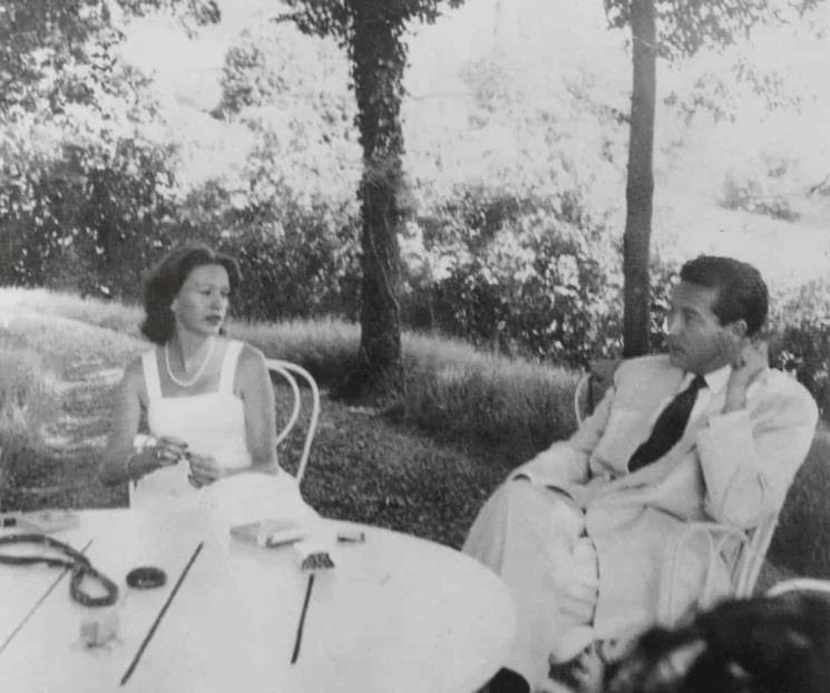 Recorrido por literatos del siglo XX en asignatura de FLM Recorrido por literatos del siglo XX en asignatura de FLM