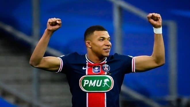 Para ganar el Balón de Oro, Mbappé tendría que irse del PSG Para ganar el Balón de Oro, Mbappé tendría que irse del PSG