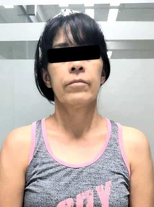 Detienen a pareja por riña Detienen a pareja por riña