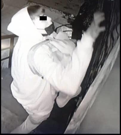 Arrestan a menor por robo en la Colonia Hidalgo Arrestan a menor por robo en la Colonia Hidalgo