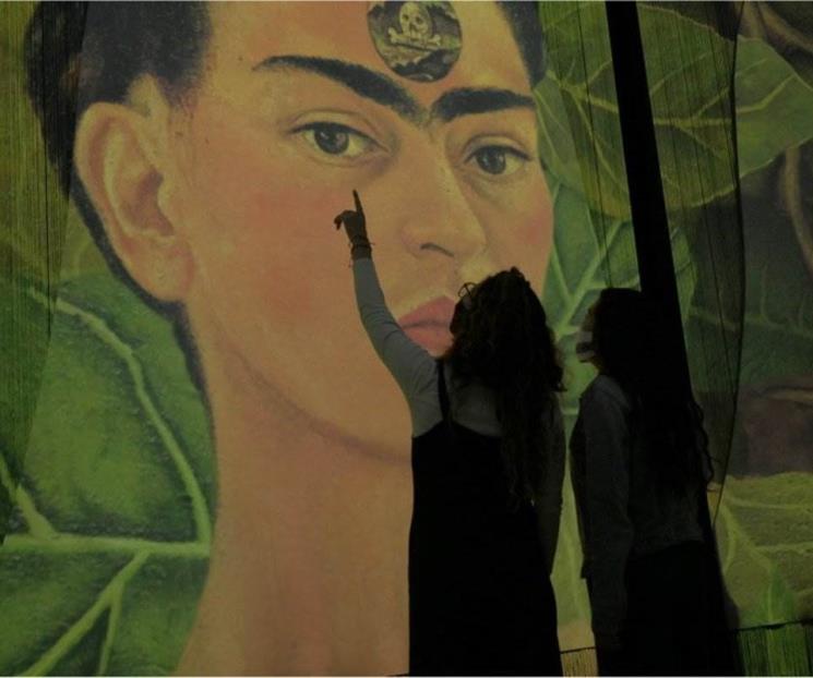 Festejan a Frida Kahlo con exposición inmersiva Festejan a Frida Kahlo con exposición inmersiva