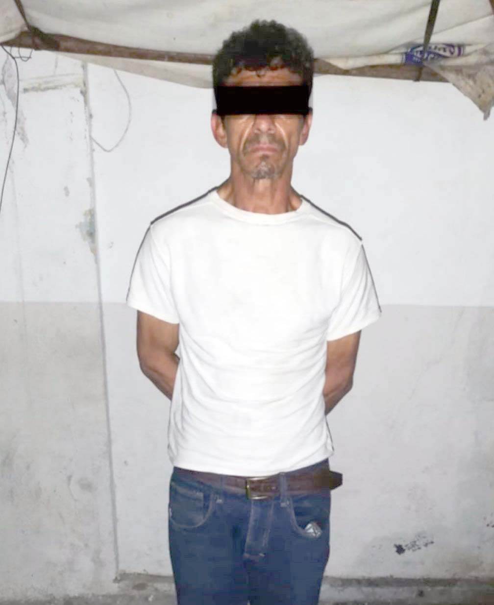 Detenido después de intentar agredir con un arma blanca a su hermana