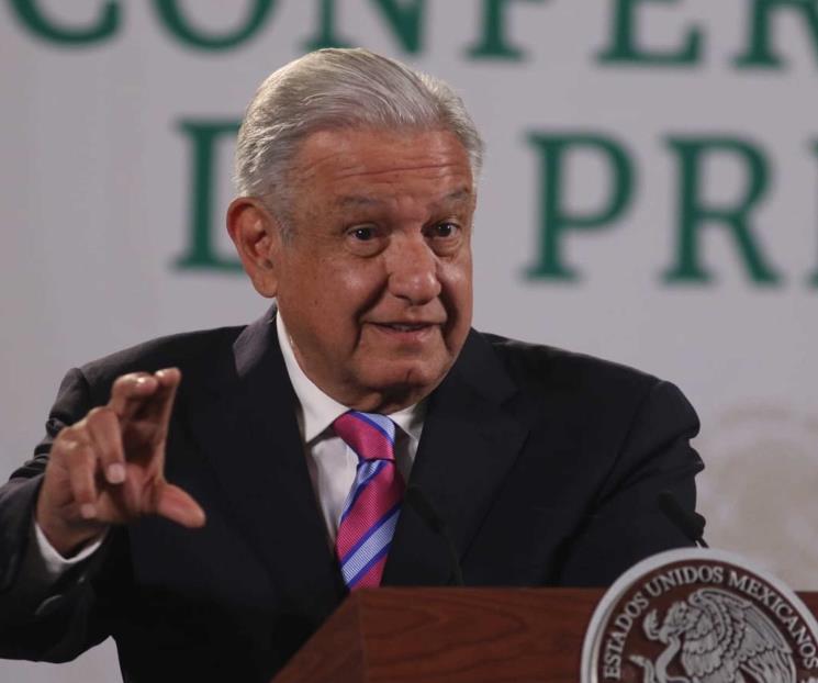 AMLO descarta una reforma fiscal AMLO descarta una reforma fiscal