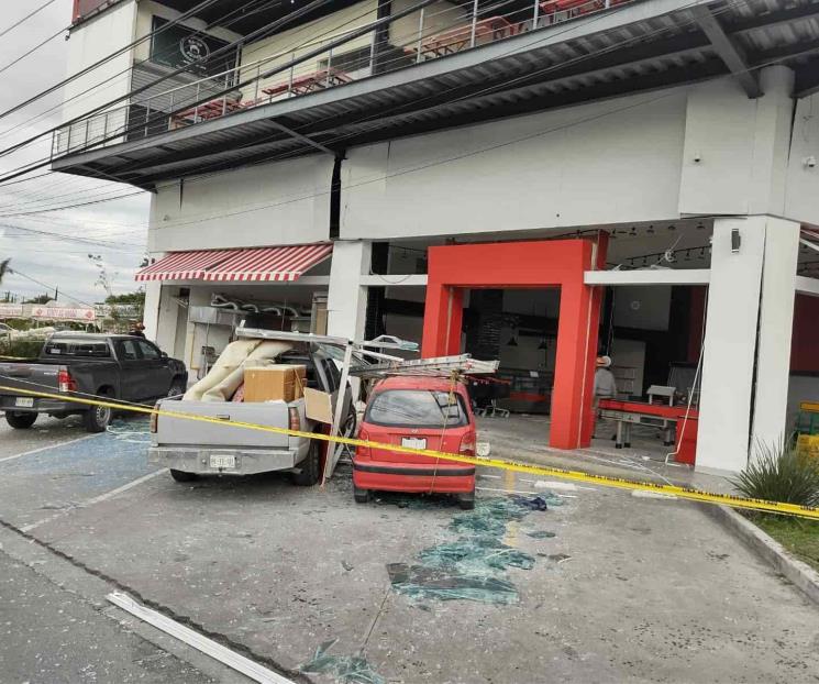 Deja explosión en negocio 7 lesionados Deja explosión en negocio 7 lesionados
