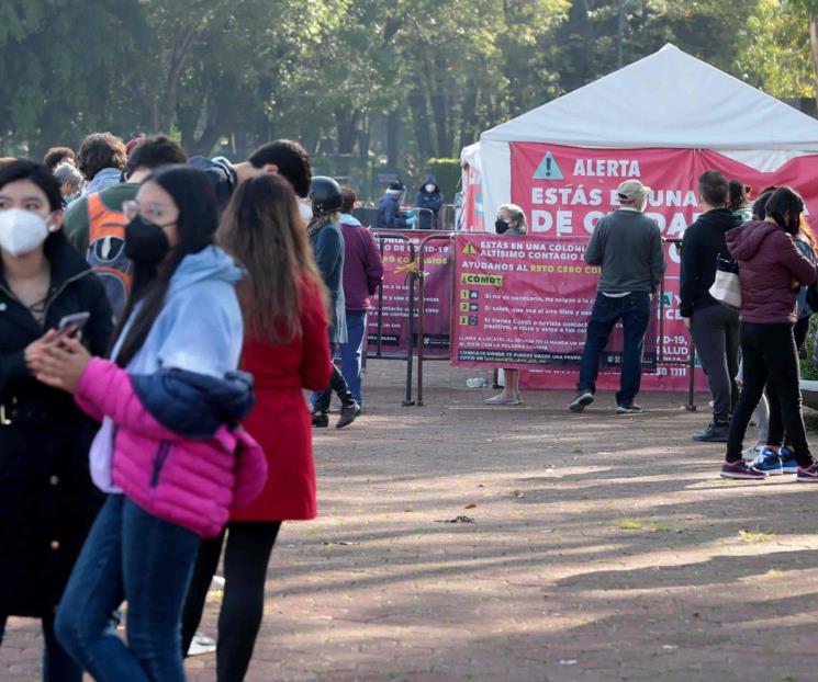 AMLO pide a jóvenes no relajar medidas de protección AMLO pide a jóvenes no relajar medidas de protección