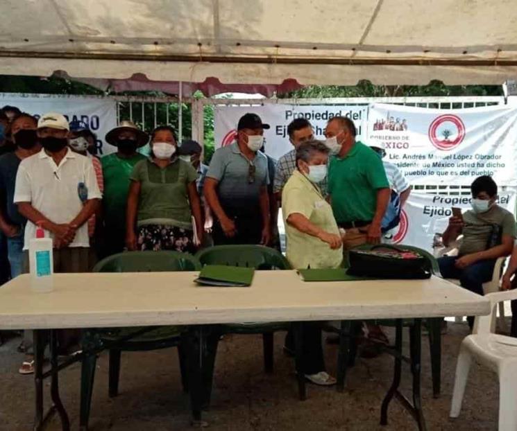 Bloquean entrada de la Zona Arqueológica de Dzibilchaltún Bloquean entrada de la Zona Arqueológica de Dzibilchaltún