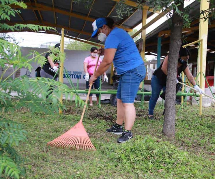 Continúan en Santa Catarina con el programa “Súmate”