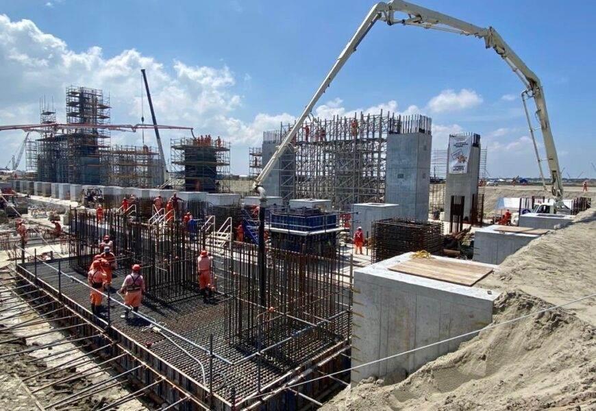 Va 4T por ferrocarril para Dos Bocas