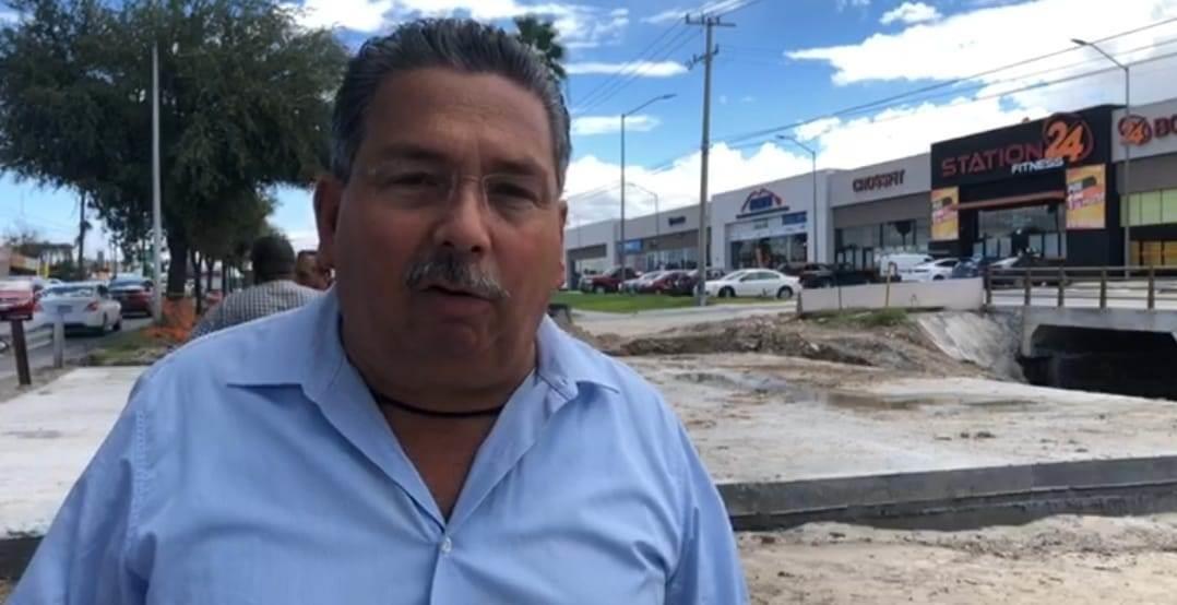 Supervisan obras en avenida Juárez de Escobedo Supervisan obras en avenida Juárez de Escobedo