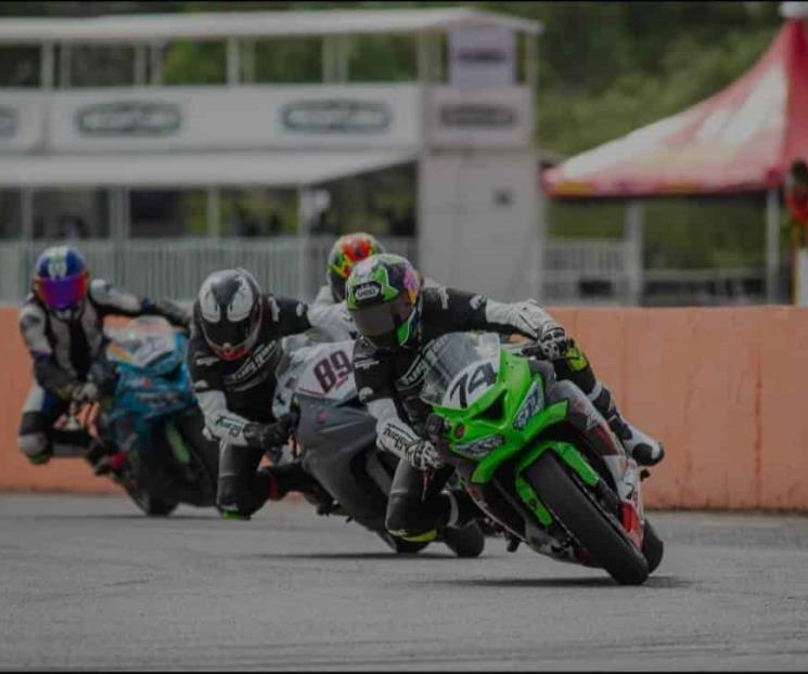 Más de 40 pilotos en Mexbike en Ecocentro de Querétaro Más de 40 pilotos en Mexbike en Ecocentro de Querétaro