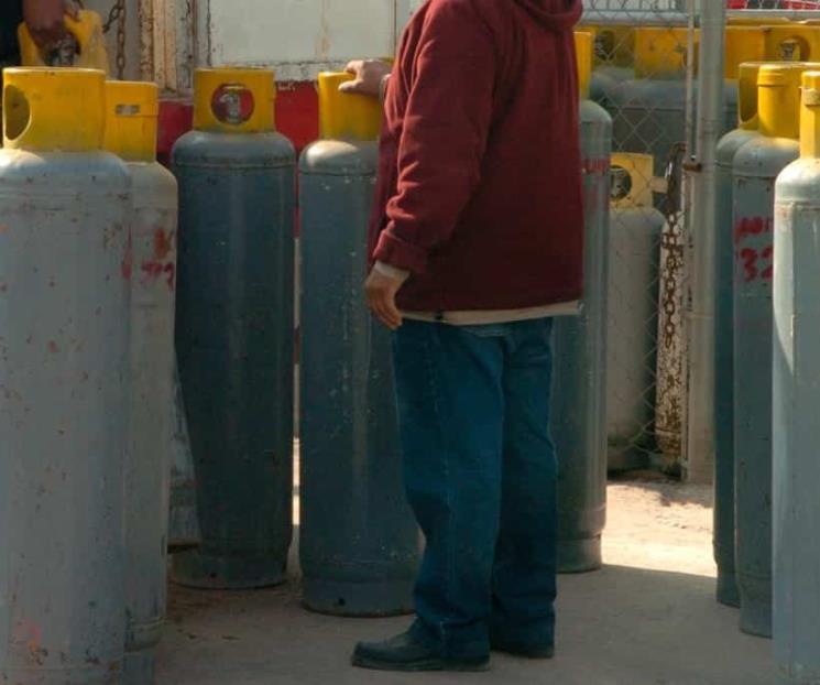 Empresarios protestan contra proyecto de gas natural Empresarios protestan contra proyecto de gas natural