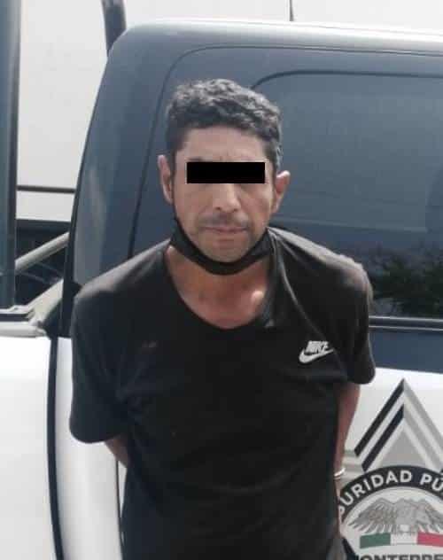 Arrestan a hombre por robar cable de negocio Arrestan a hombre por robar cable de negocio