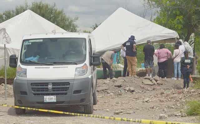 Hallan 21 cuerpos en fosa de Reynosa Hallan 21 cuerpos en fosa de Reynosa