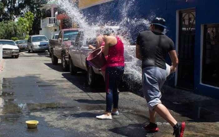 Suma AyD más de 714 multas por desperdicio de agua Suma AyD más de 714 multas por desperdicio de agua