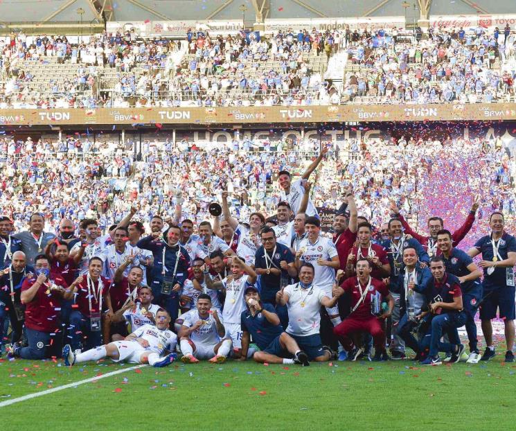 Se corona Cruz Azul en el Campeón de Campeones Se corona Cruz Azul en el Campeón de Campeones