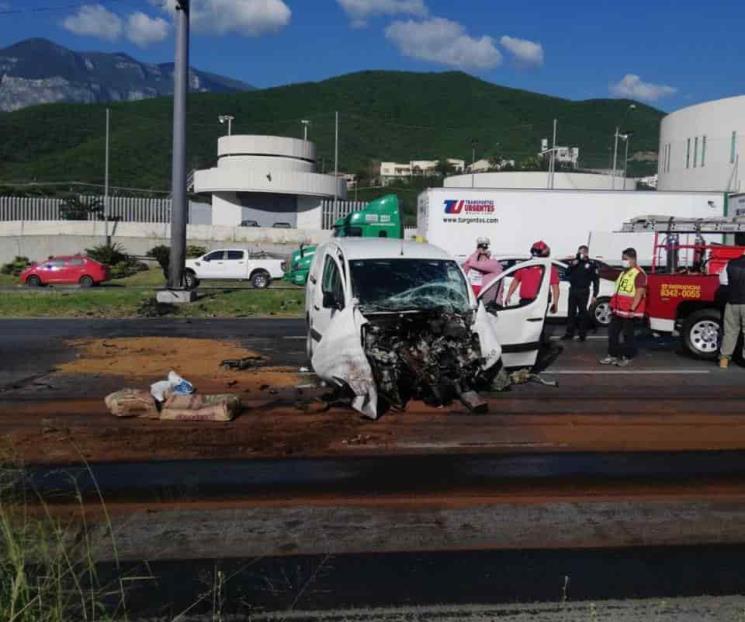 Muere conductor en choque en la Carretera Nacional Muere conductor en choque en la Carretera Nacional