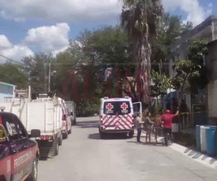 Mata descarga de energía a electricista Mata descarga de energía a electricista