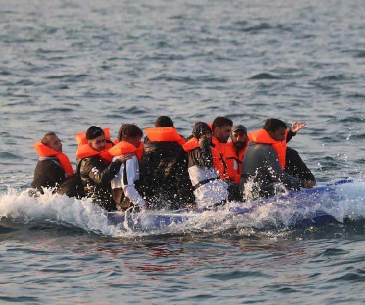 Inmigración irregular a Gran Bretaña supera el total de 2020