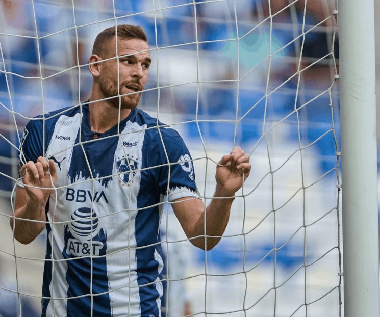 Iría Vincent Janssen de inicio ante Puebla